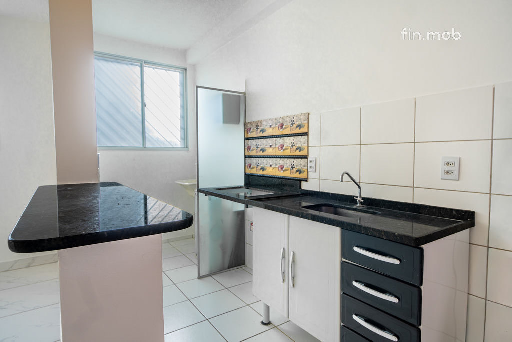 Cozinha de imóvel registrada em vistoria da Fin-Mob