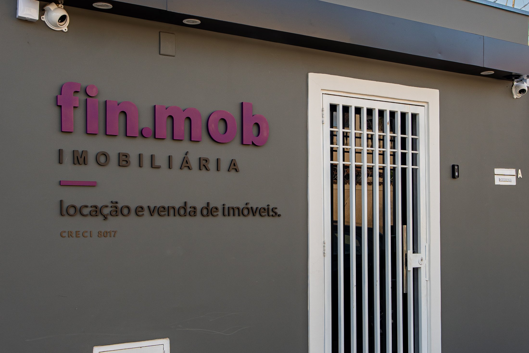 Fachada da Fin-Mob em Montes Claros